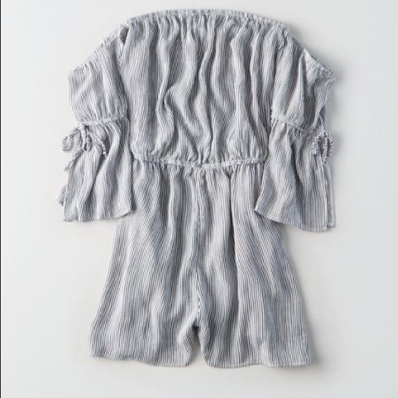 Off the shoulder romper - Picture 1 of 4